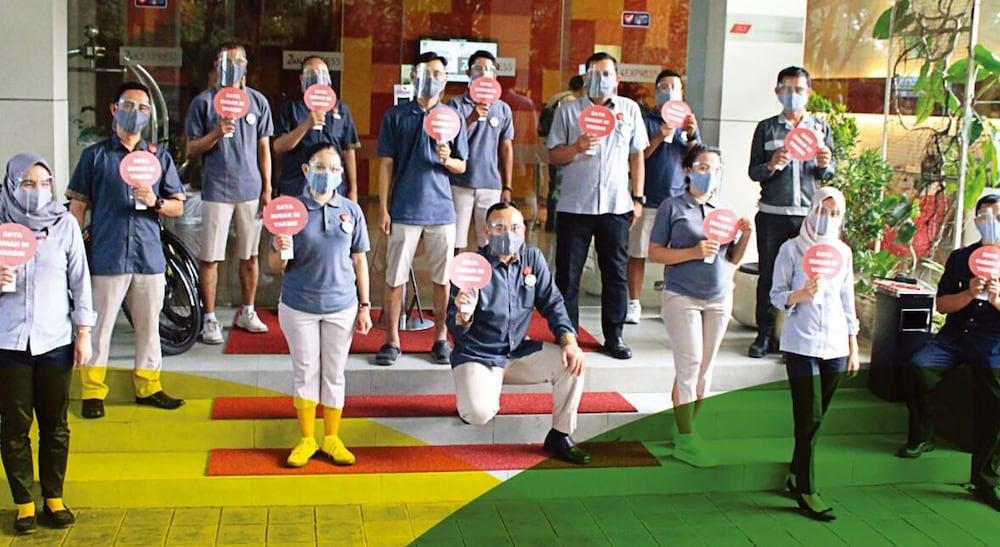 Hotel Zuri Express Lippo Cikarang à Bekasi Extérieur photo