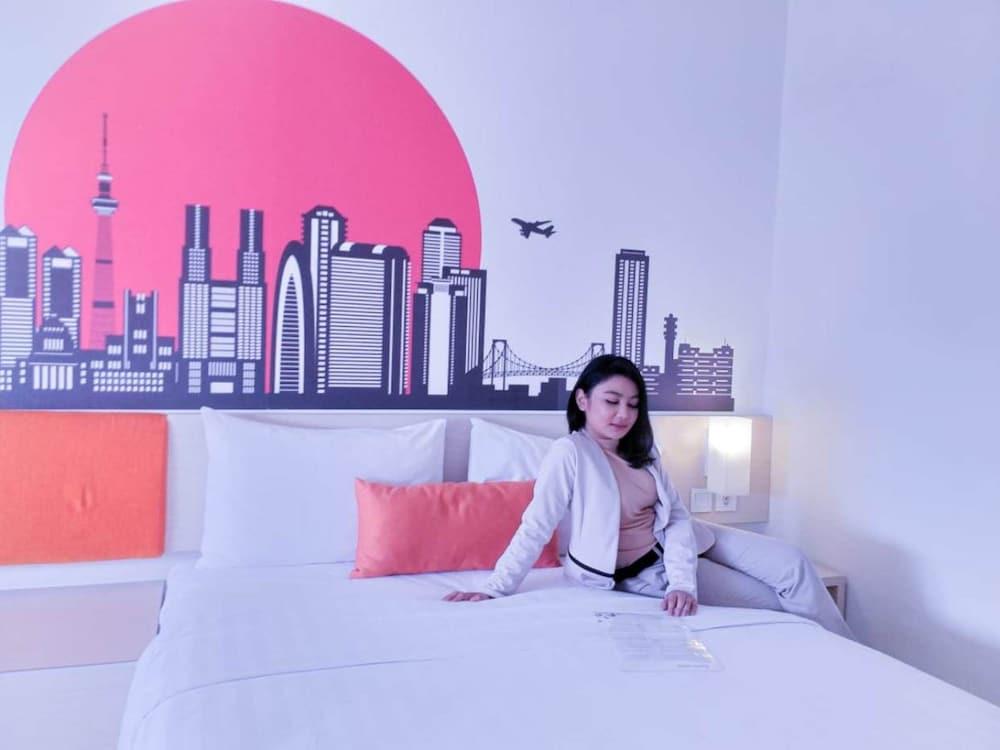 Hotel Zuri Express Lippo Cikarang à Bekasi Extérieur photo